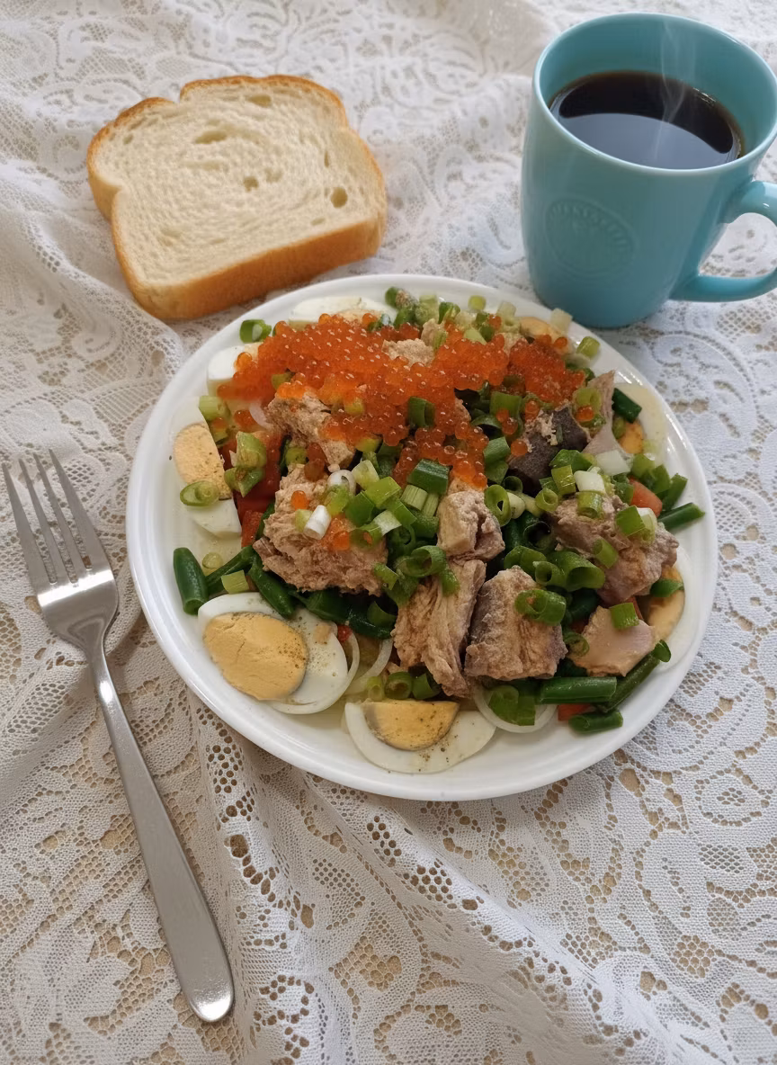 Алексей Семенихин – In the existing scene of the gourmet salad with pollock roe on a plate, white lace tablecloth, and Tiffany Blue mug o…