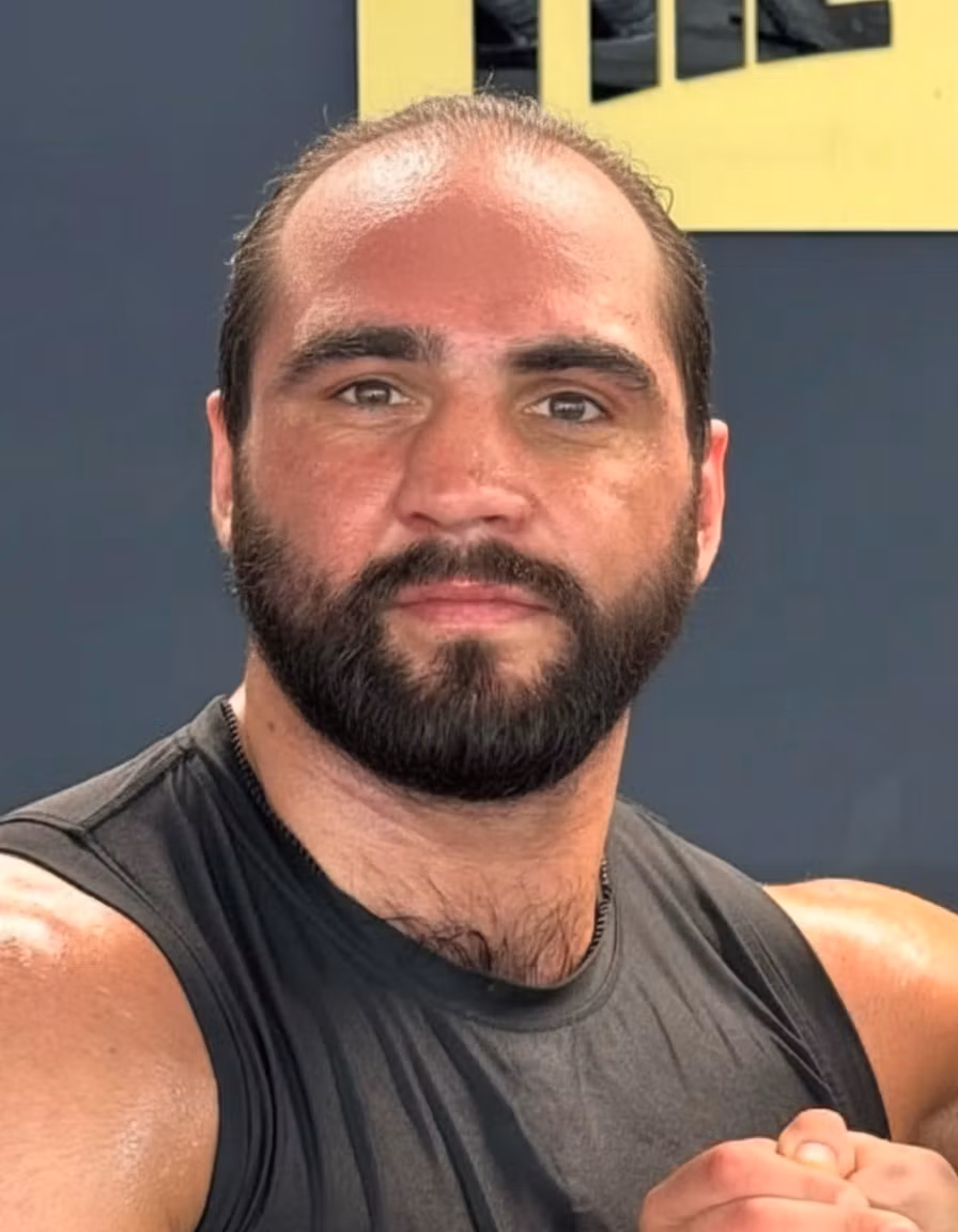 Юрий Фофанов – Transform this person to show male pattern baldness progression. Create a realistic appearance showing receding hairl…